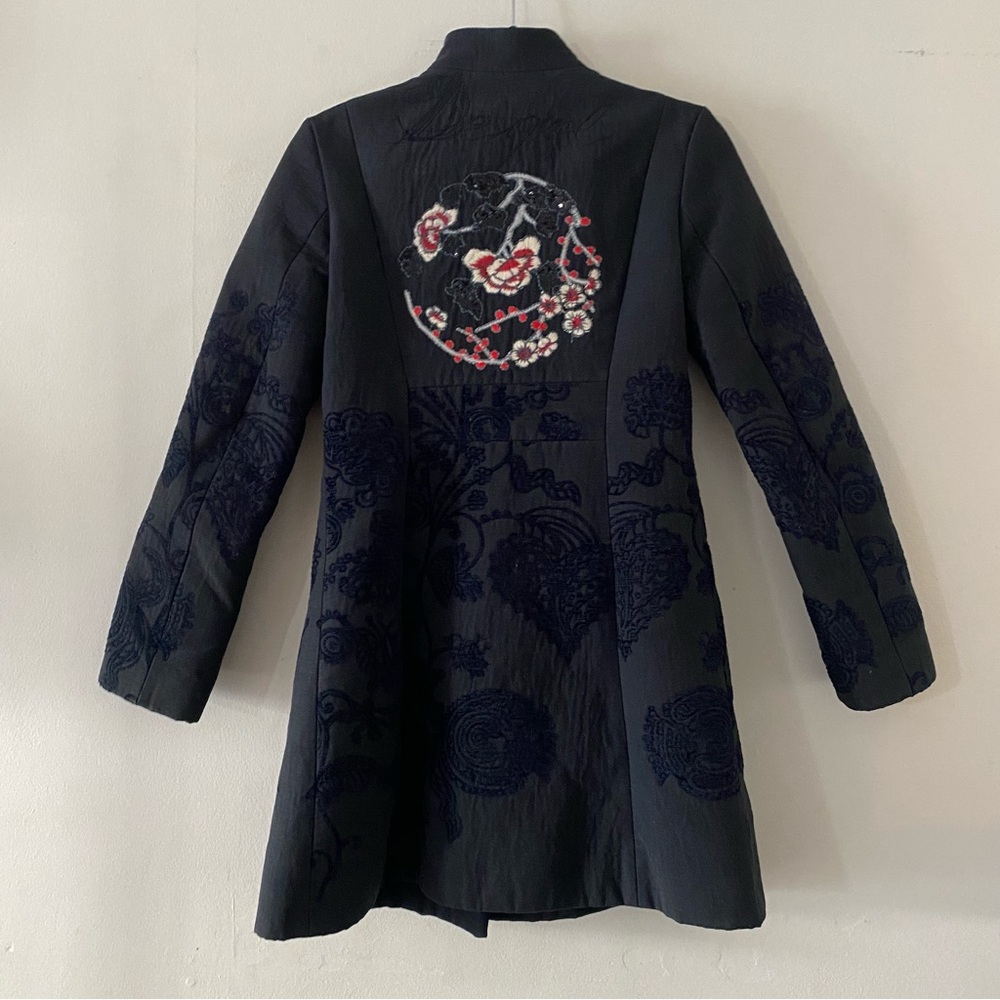 Desigual Elegant Black Embroidered Women's jacket